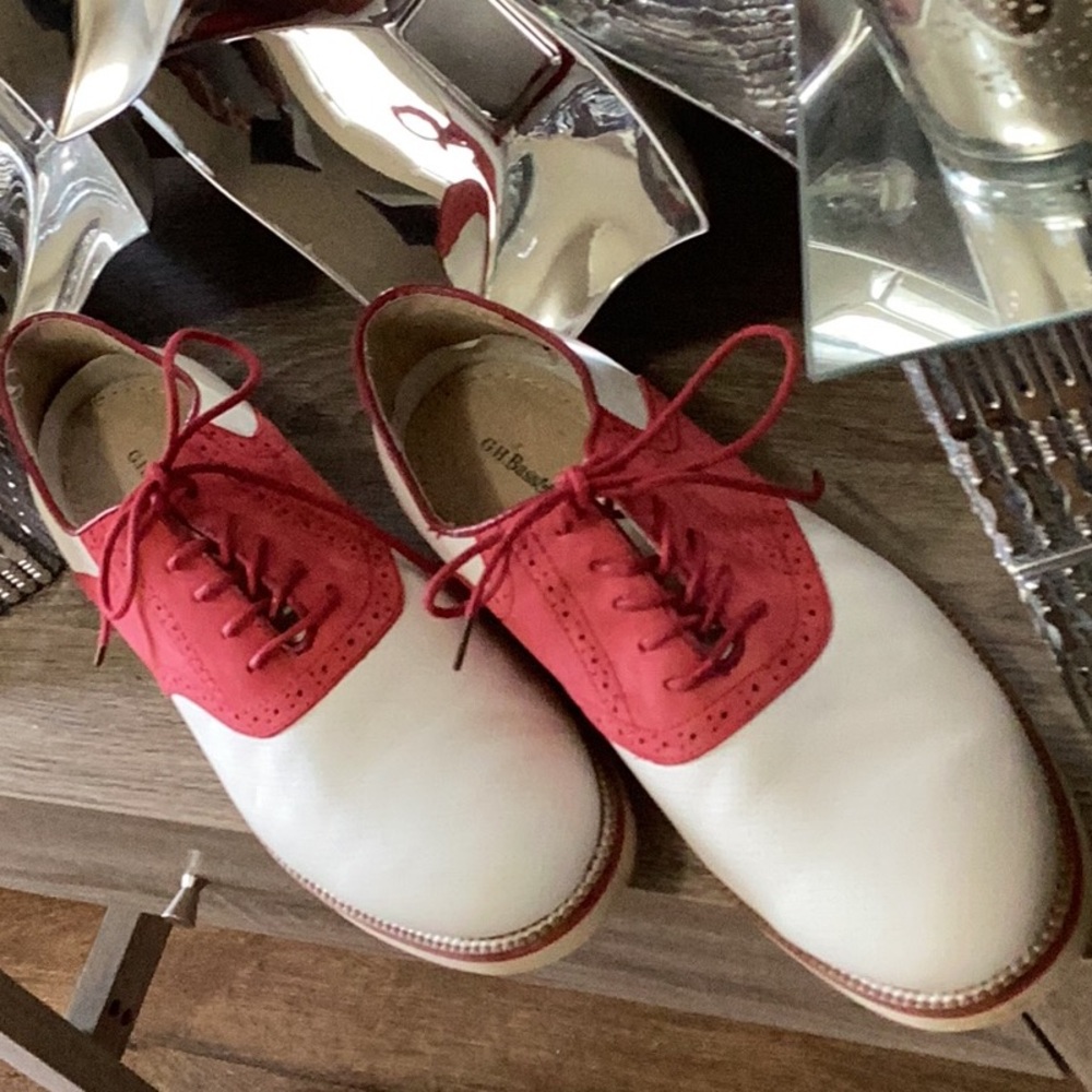G.H. Bass & Co. Shoes - Picture 2 of 3